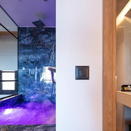 My Luxury - Old Town Apartman