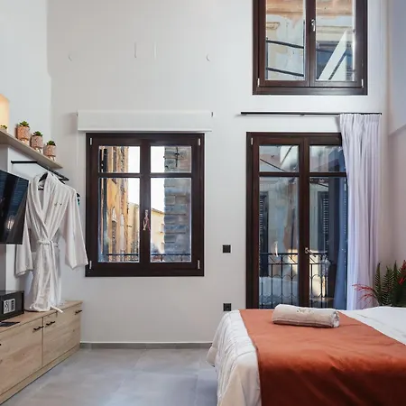 My Luxury - Old Town Apartment *